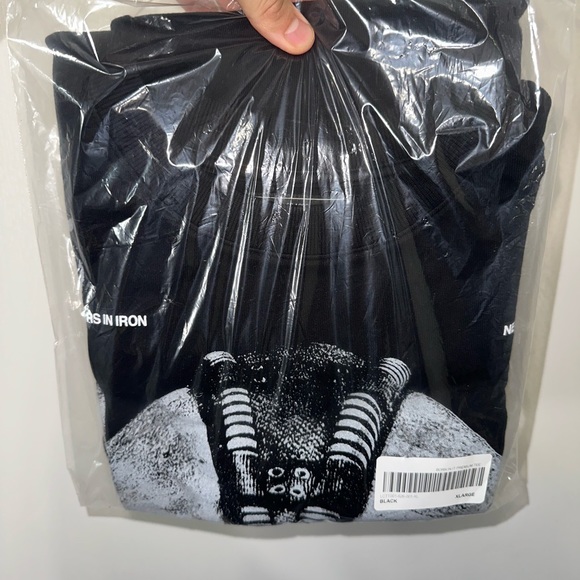 DARC SPORT X BATMAN X BANE “BORN IN IT” (LIMITED EDITION) SHIRT - Picture 7 of 7